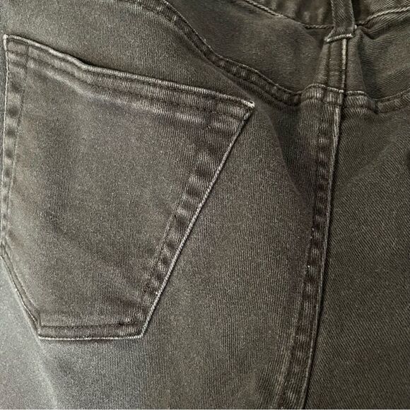 Aeropostale Dark Green Skinny Jeans, size 31/32 - Picture 10 of 13